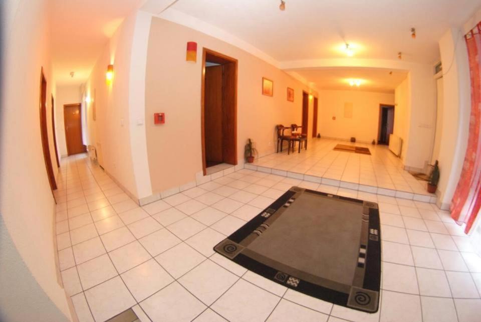 Ilidža Motel Bella Italia מראה חיצוני תמונה