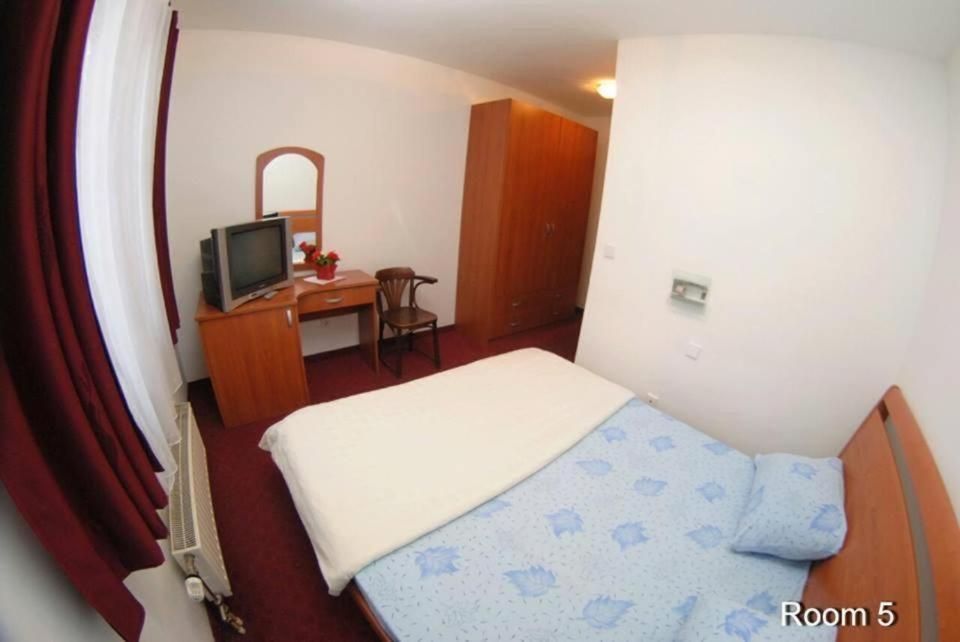 Ilidža Motel Bella Italia מראה חיצוני תמונה