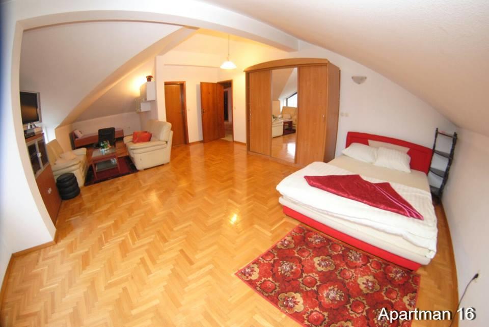 Ilidža Motel Bella Italia מראה חיצוני תמונה