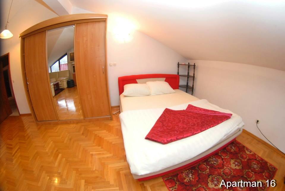Ilidža Motel Bella Italia מראה חיצוני תמונה